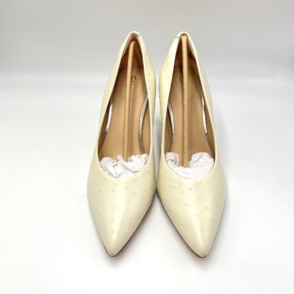 Clarks Womens Size 10 Ivory Ostrich Leather Classic Pumps Heels‎ Shoes NEW - Picture 2 of 13